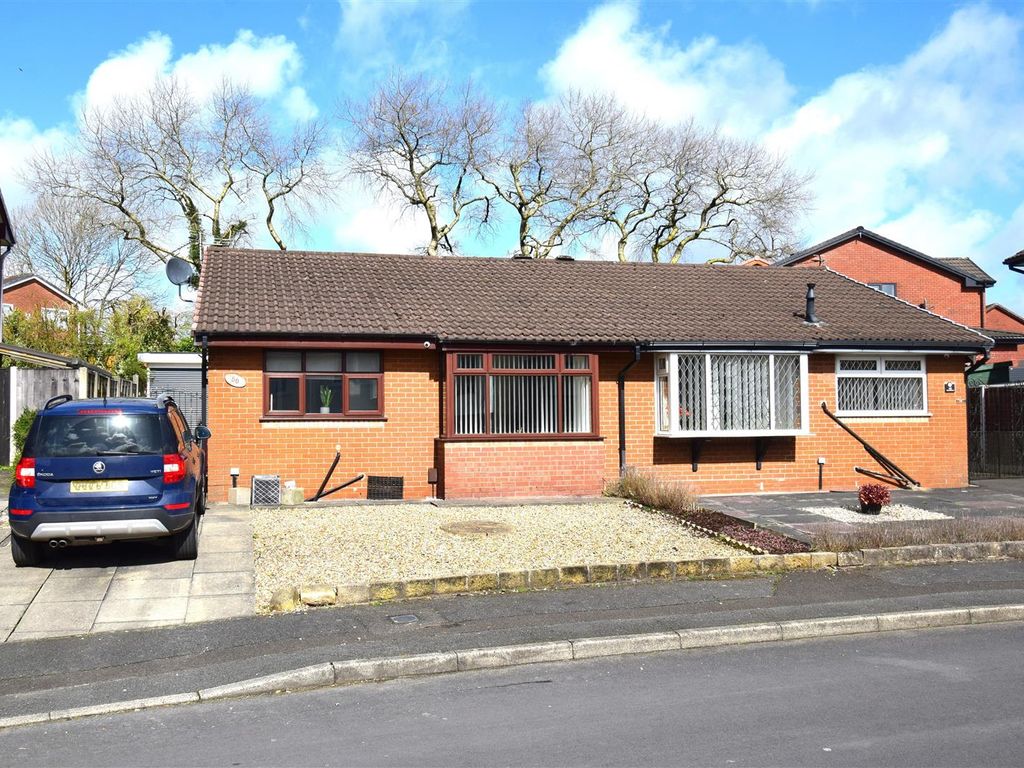 2 bed semidetached bungalow for sale in Wharfedale, Westhoughton