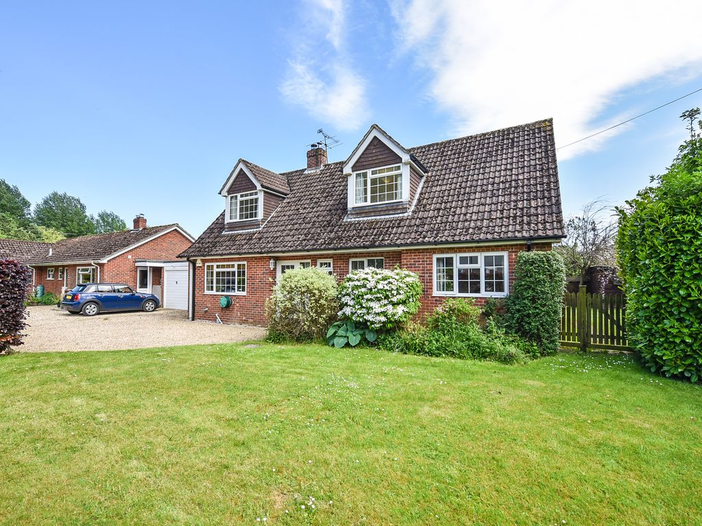 4 bed detached house to rent in Dixons Lane, Broughton, Stockbridge