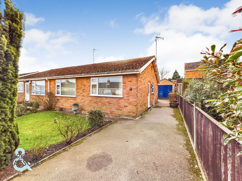 2 bed semidetached bungalow for sale in Braydeston Crescent, Brundall, Norwich NR13 Zoopla