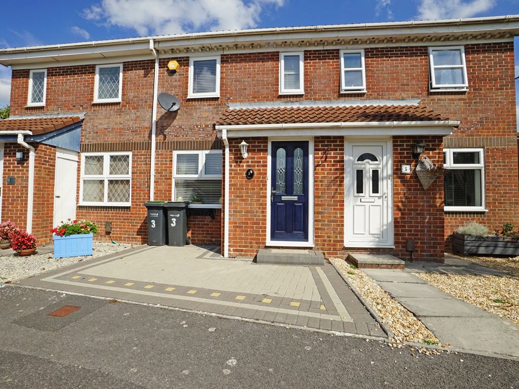 2 bed terraced house to rent in Cowslip Close, Gosport PO13 Zoopla