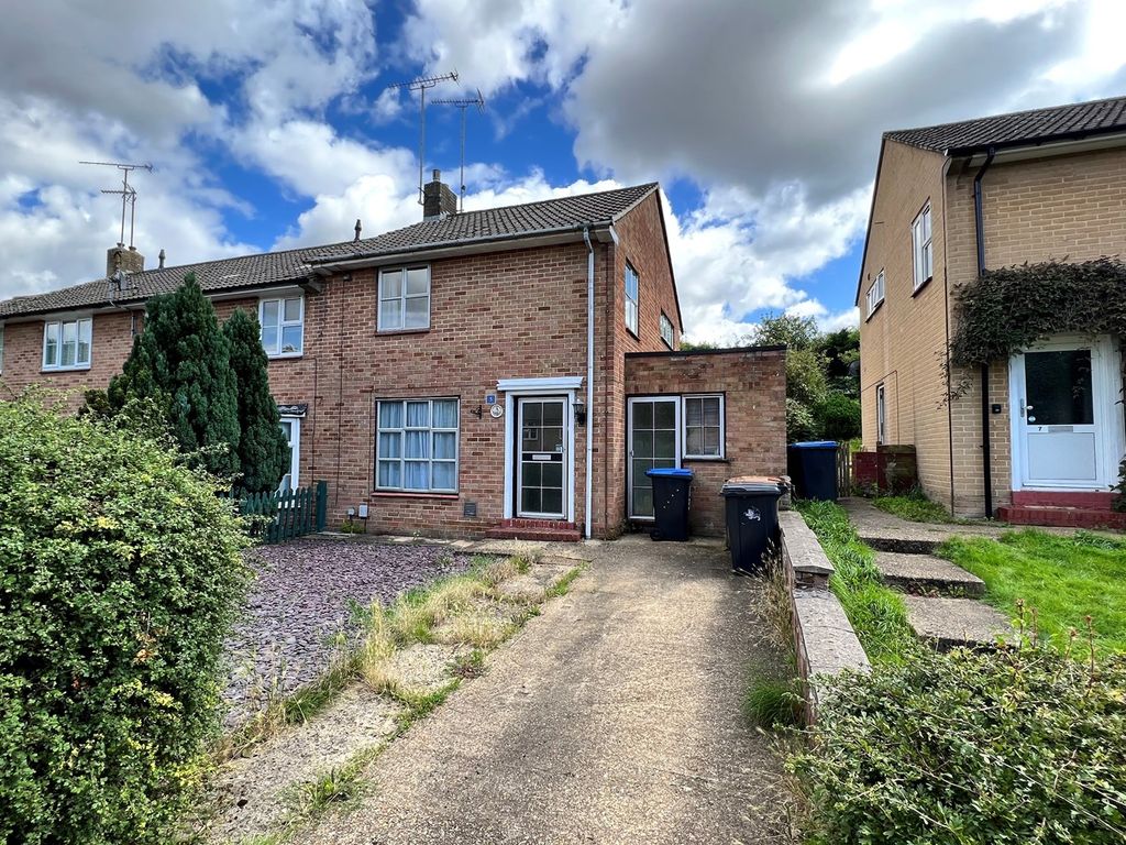 3 bed end terrace house for sale in Oakdale, Welwyn Garden City AL8, £