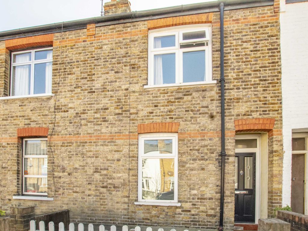 2 bed property for sale in Ridley Avenue, London W13, £600,000 Zoopla