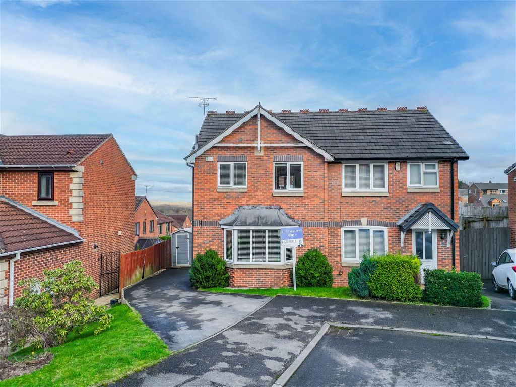 3 bed semidetached house for sale in Charlton Hill Rise, Burncross S35