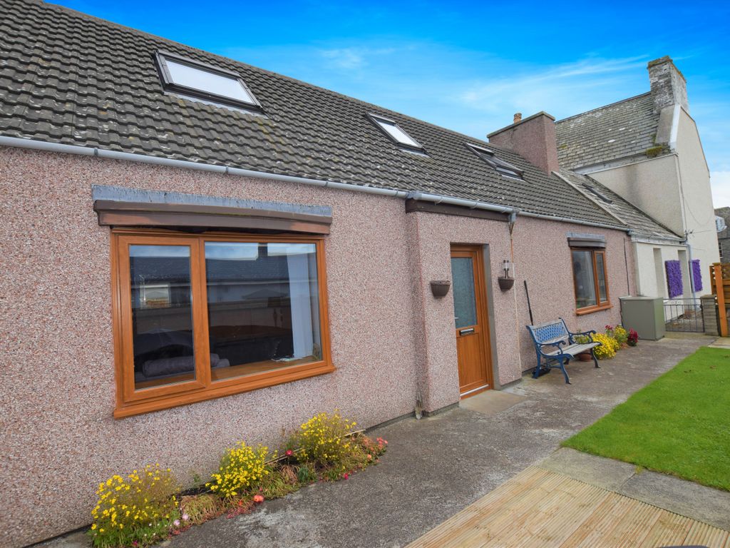 3 bed semidetached house for sale in Westbourne Cottage, Norland Road