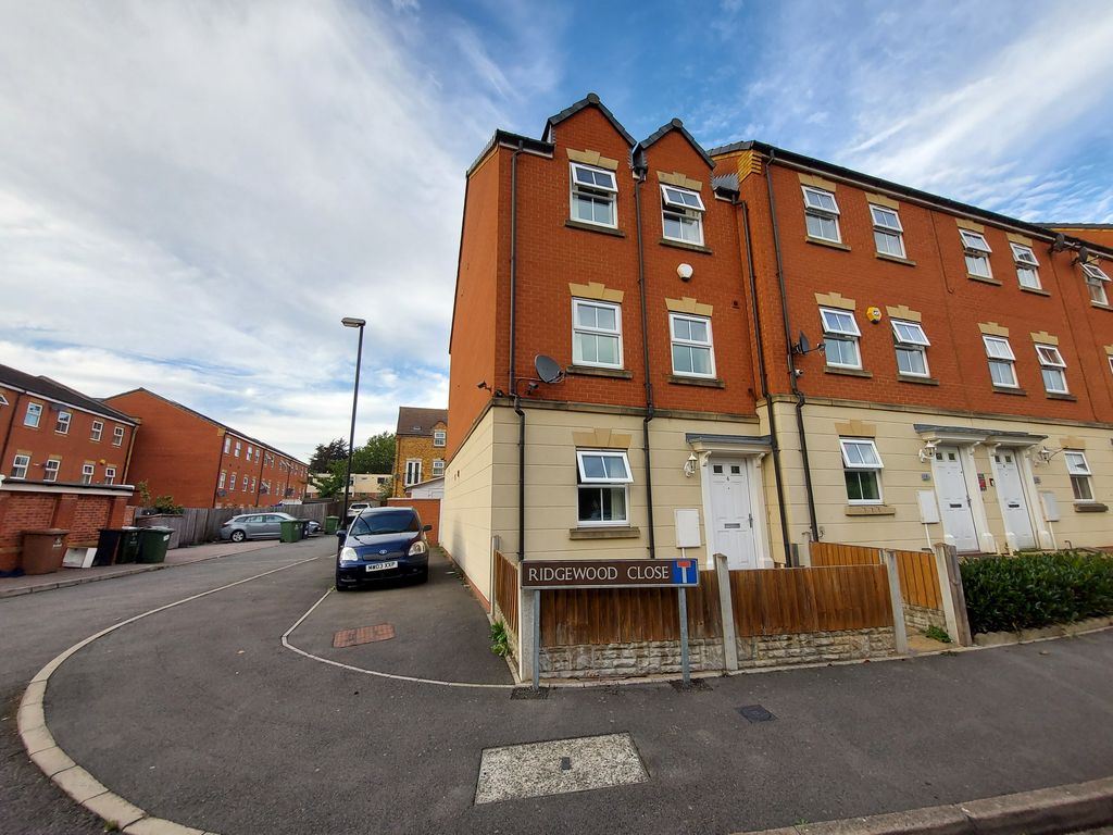 4 bed property to rent in Ridgewood Close, Walsall WS1 Zoopla