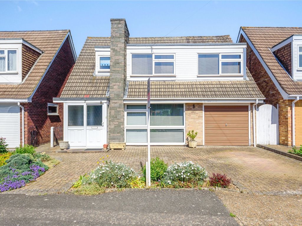 4 bed detached house for sale in Fairacres, Ruislip, Middlesex HA4 Zoopla