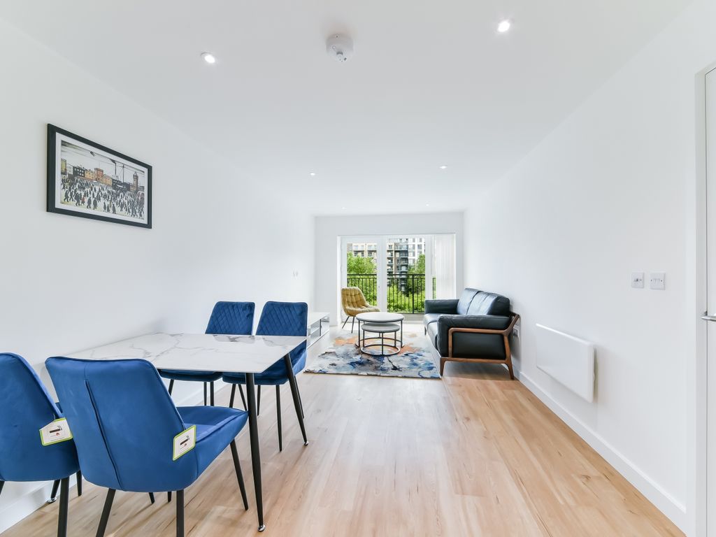 2 bed flat to rent in Fermont House, Beaufort Park, Colindale NW9 Zoopla