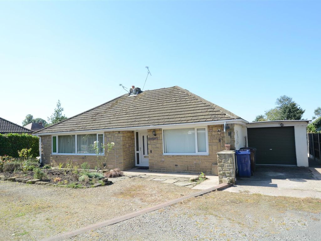 4 bed detached bungalow for sale in Selby Road, Wistow, Selby YO8, £