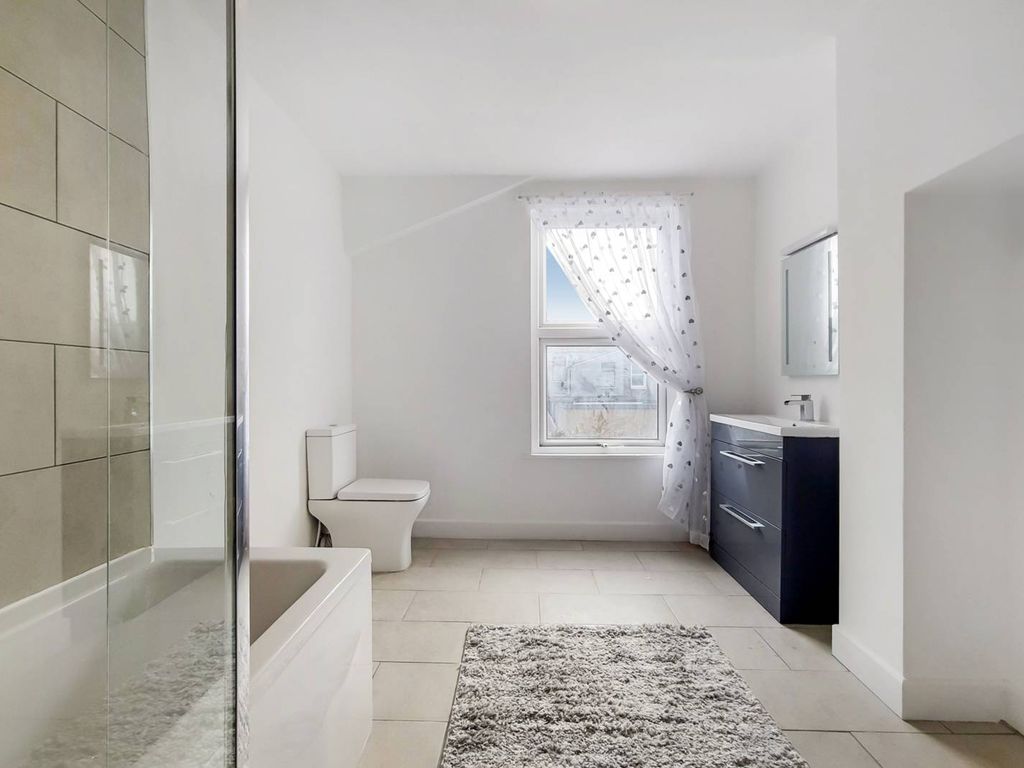 Coleridge Avenue, Manor Park, London E12