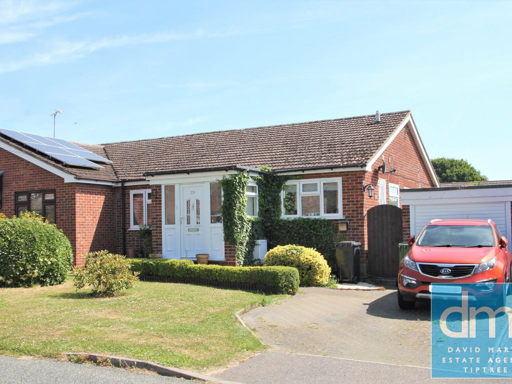 3 bed semidetached bungalow for sale in Mill Road, Great Totham