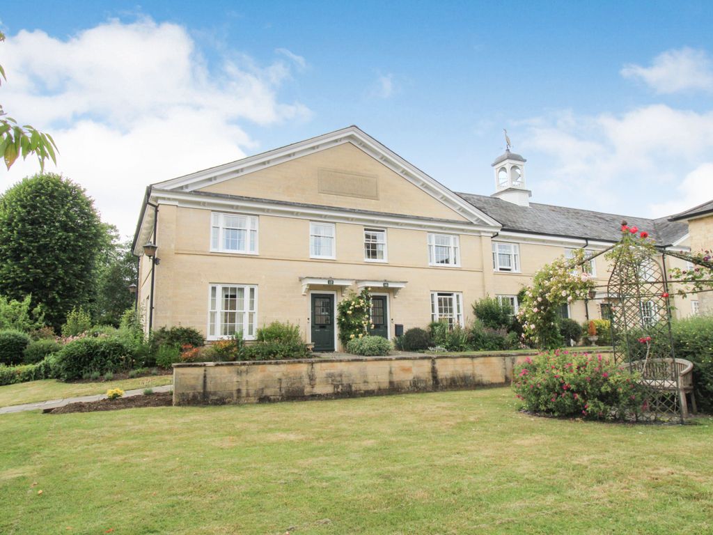 2 bed end terrace house for sale in Hyde Lane, Marlborough SN8, £