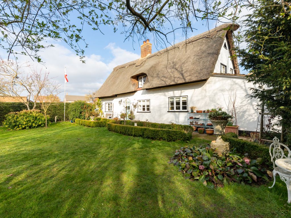 3 bed cottage for sale in Blunham Road, Moggerhanger, Bedford MK44 Zoopla