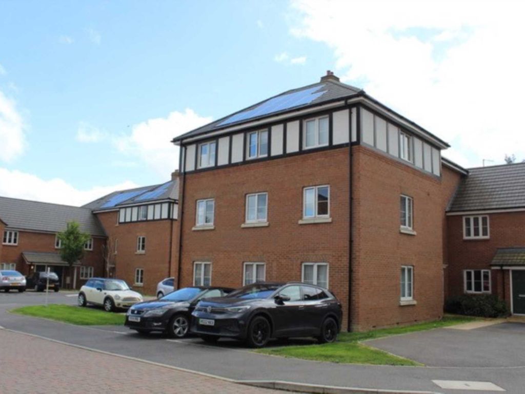 Chappell Close, Aylesbury HP19  