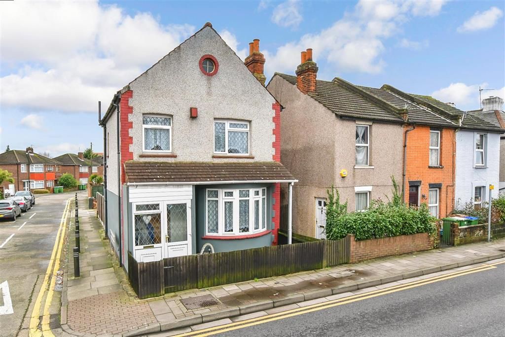 3 bed detached house for sale in Mayplace Road West, Bexleyheath, Kent
