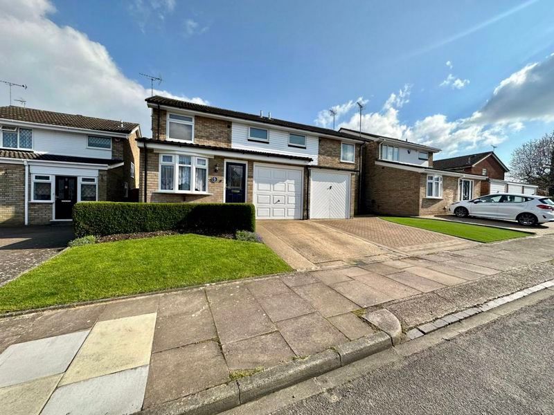 3 bed semidetached house for sale in Campian Close, Dunstable LU6 Zoopla