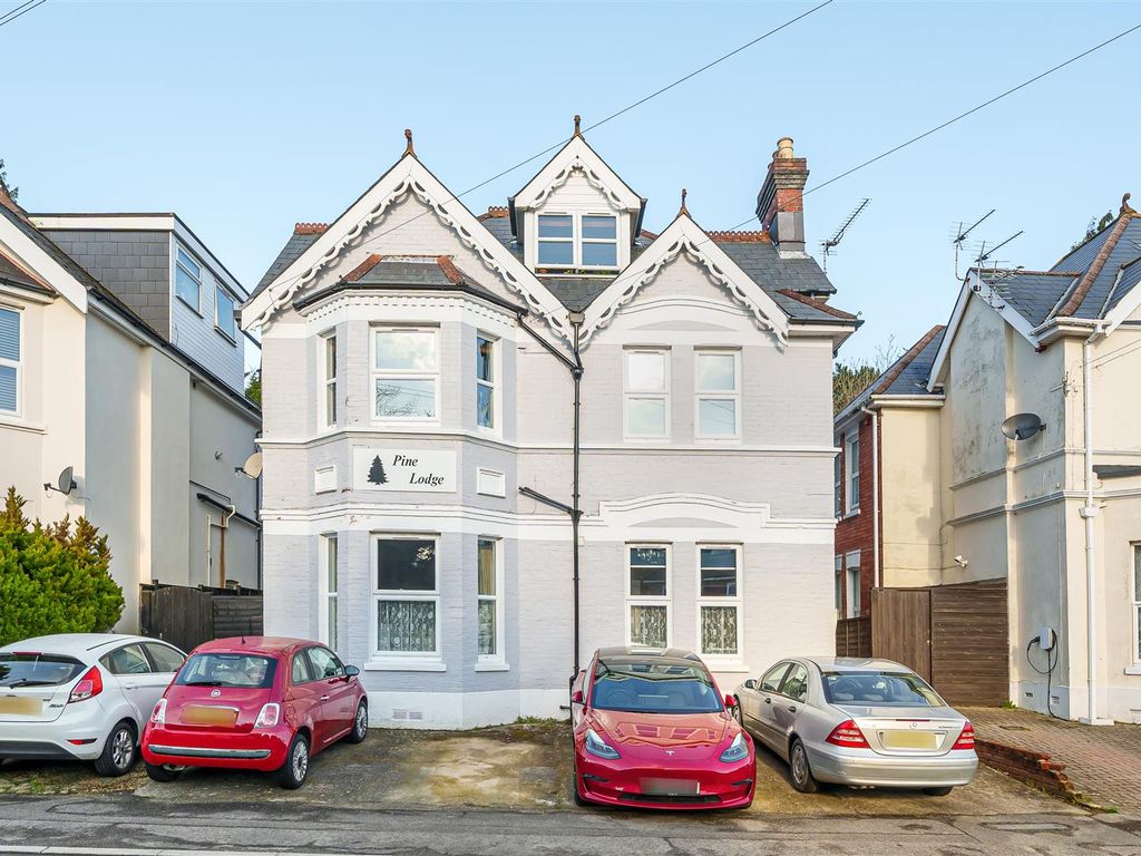2 bed flat for sale in Westbourne Park Road, Alum Chine, Bournemouth