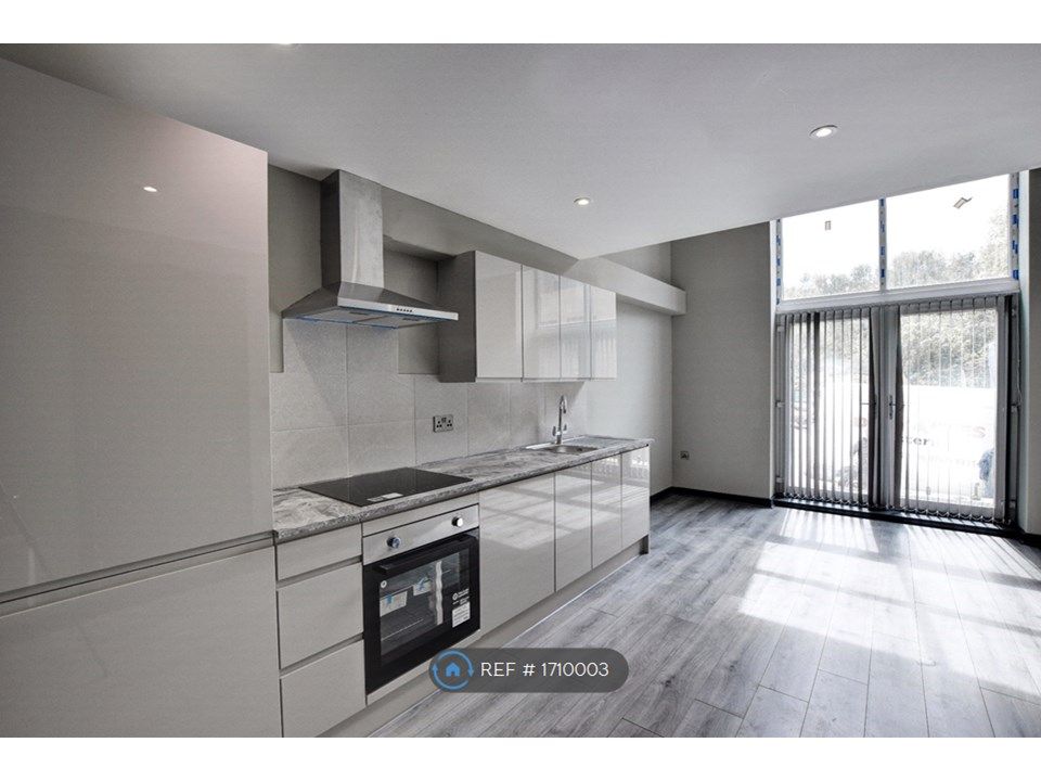 1 bed flat to rent in Trinity Apartments, Leeds LS13 Zoopla