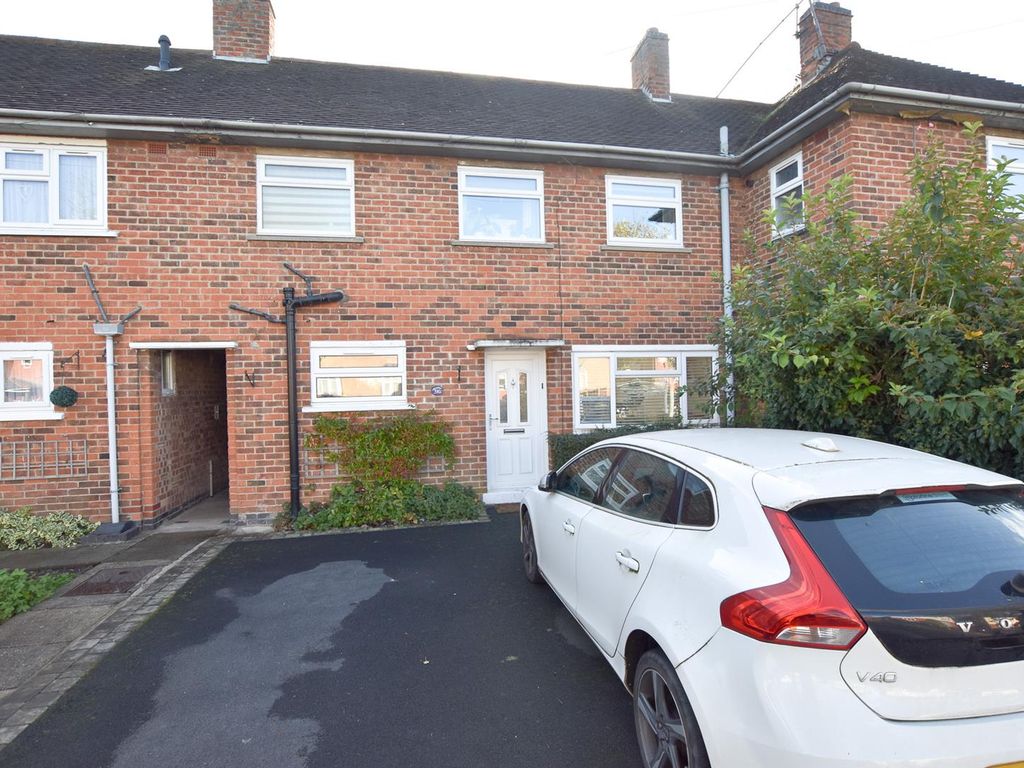 3 bed terraced house for sale in Park Road, Loughborough LE11, £210,000