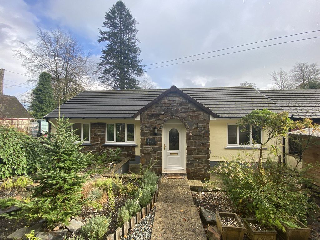 4 bed bungalow for sale in Sequoia Waters, Llawhaden, Narberth