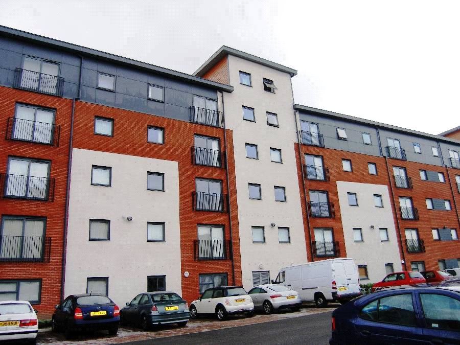 2 bed flat for sale in Woden Street, Salford, Greater Manchester M5