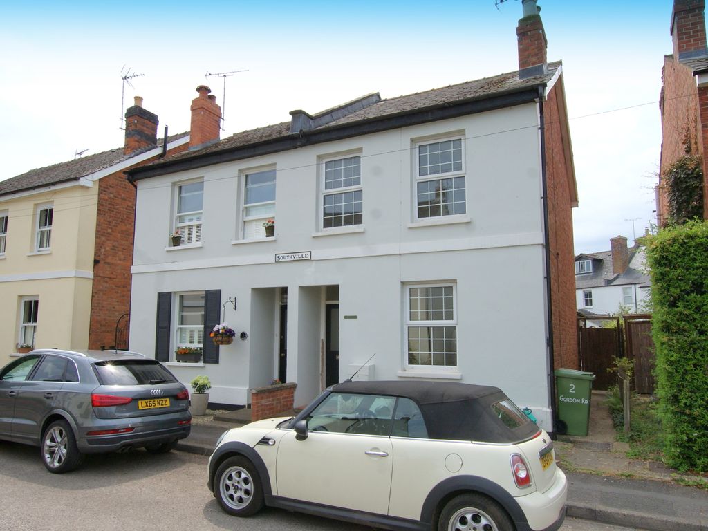 2 bed flat to rent in Gordon Road, Leckhampton, Cheltenham GL53 Zoopla