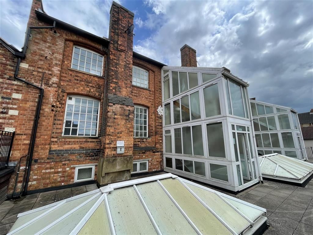 2 bed flat for sale in King Street, Kettering NN16 Zoopla