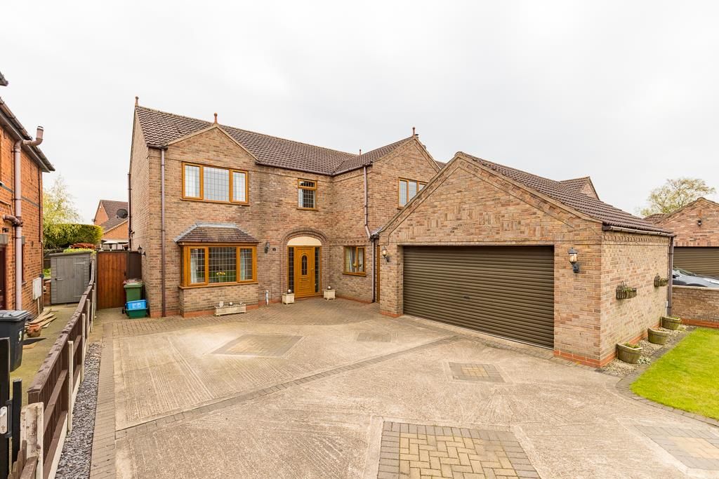 4 bed detached house for sale in Ryedale Avenue, Winterton, Scunthorpe