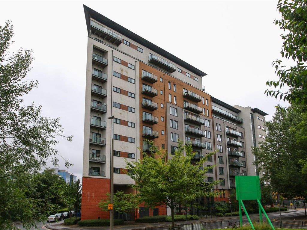 2 bed flat to rent in Xq7 Building, Taylorson Street South, Salford M5