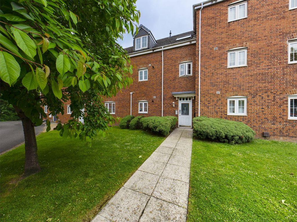 2 bed flat for sale in The Locks, Woodlesford LS26, £165,000 Zoopla