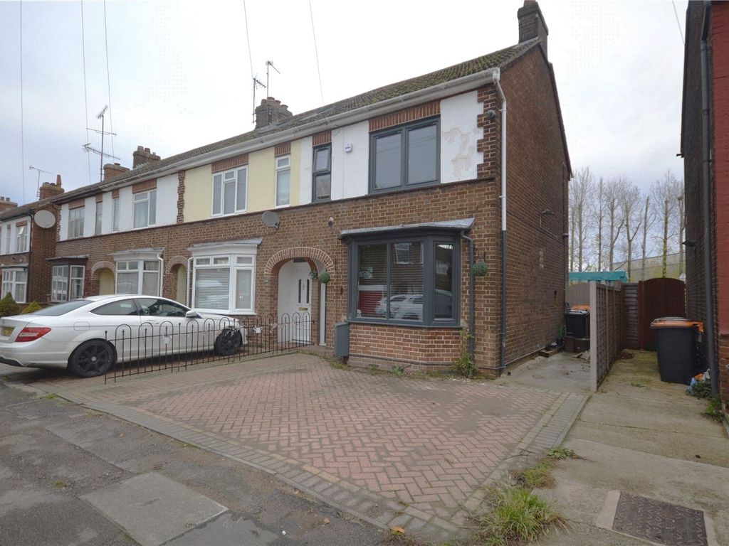 3 bed end terrace house for sale in Douglas Crescent, Houghton Regis