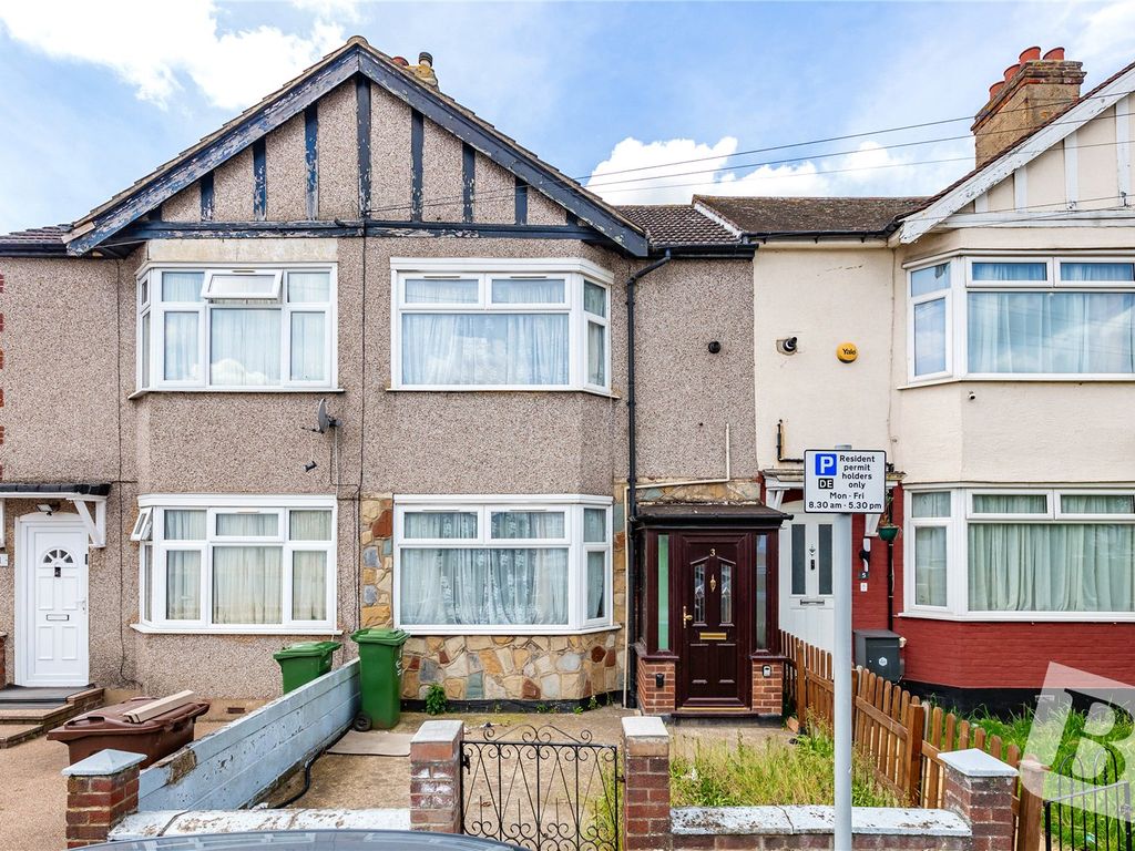 3 bed terraced house for sale in Norfolk Road, Dagenham RM10, £350,000