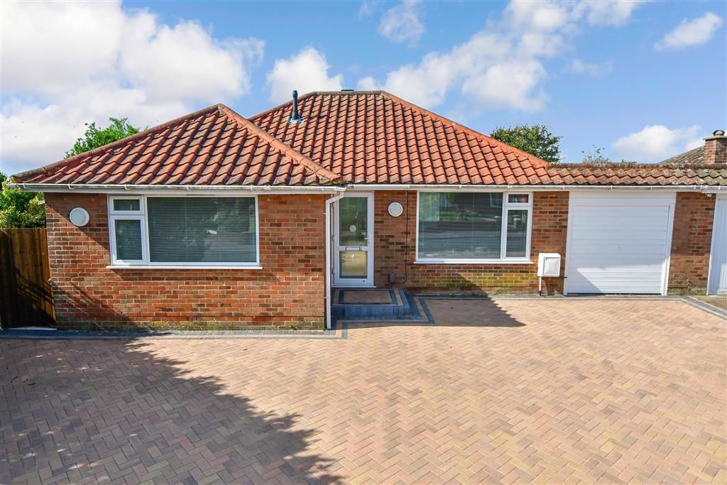 2 bed detached bungalow for sale in Downland Close, Woodingdean