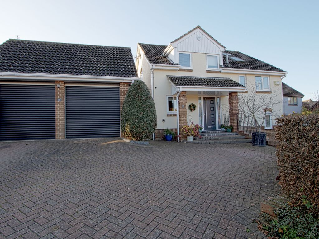 5 bed detached house for sale in Farriers Drive, Billericay CM12 Zoopla