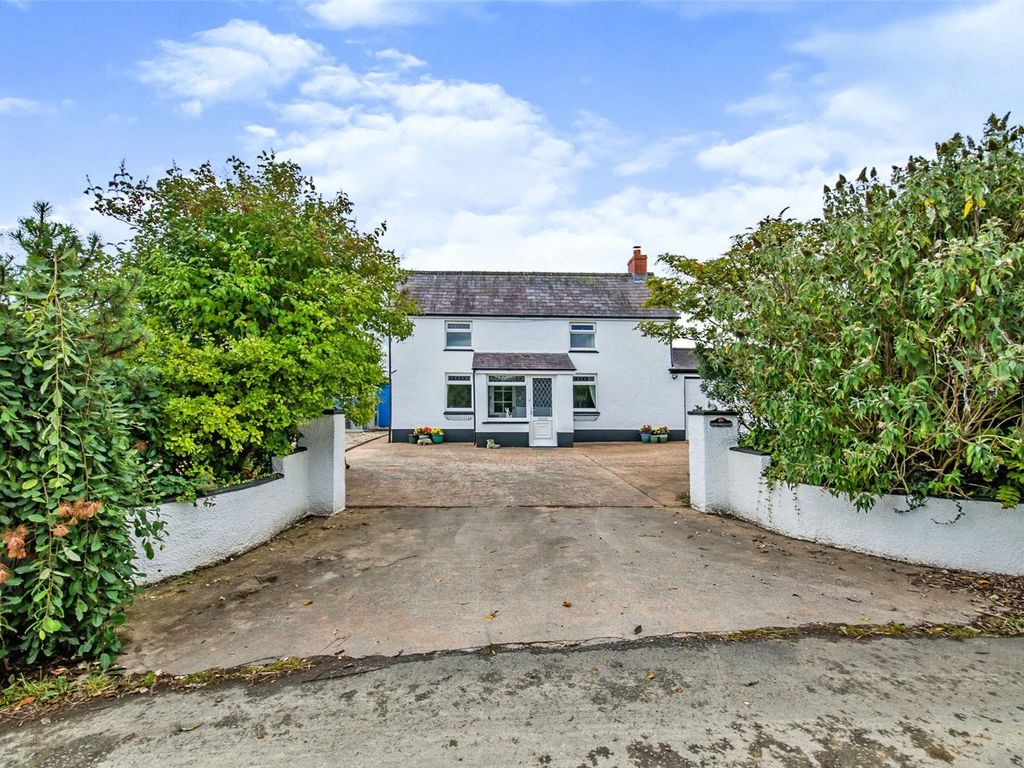 3 bed detached house for sale in Cwm Cou, Newcastle Emlyn, Ceredigion