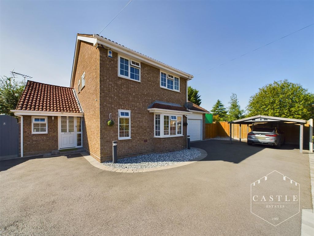 4 bed detached house for sale in Woburn Close, Hinckley LE10, £450,000 Zoopla