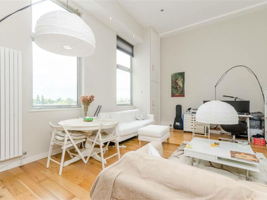 1 bed flat to rent in Piper Building, Parsons Green, London SW6, £2,500 pcm Zoopla