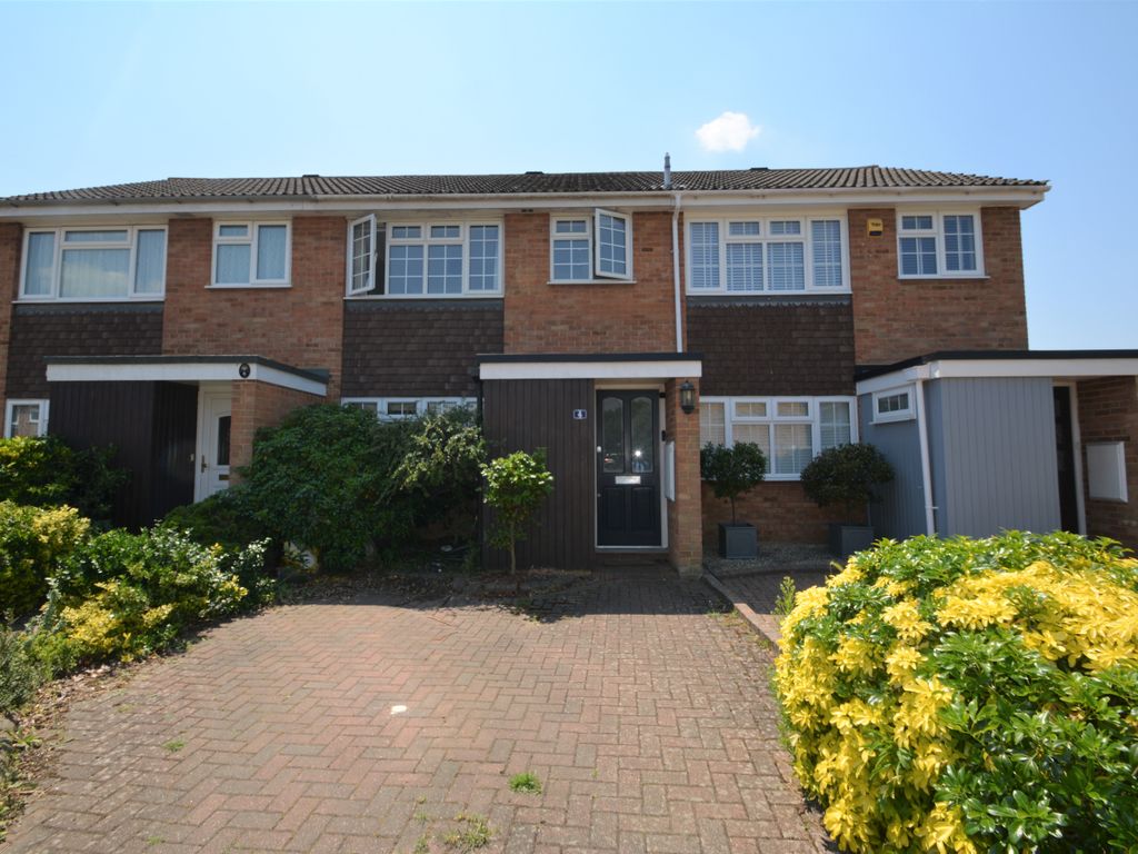 3 bed terraced house for sale in Willowhayne Drive, WaltonOnThames