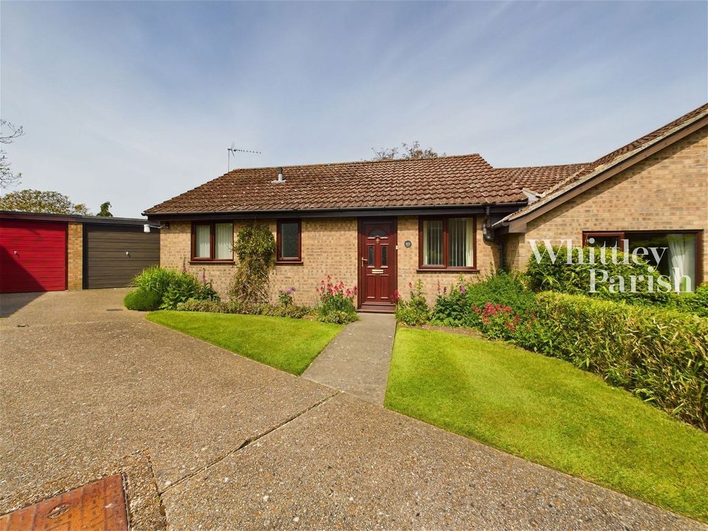 2 bed semidetached bungalow for sale in Wheatfields, Rickinghall, Diss