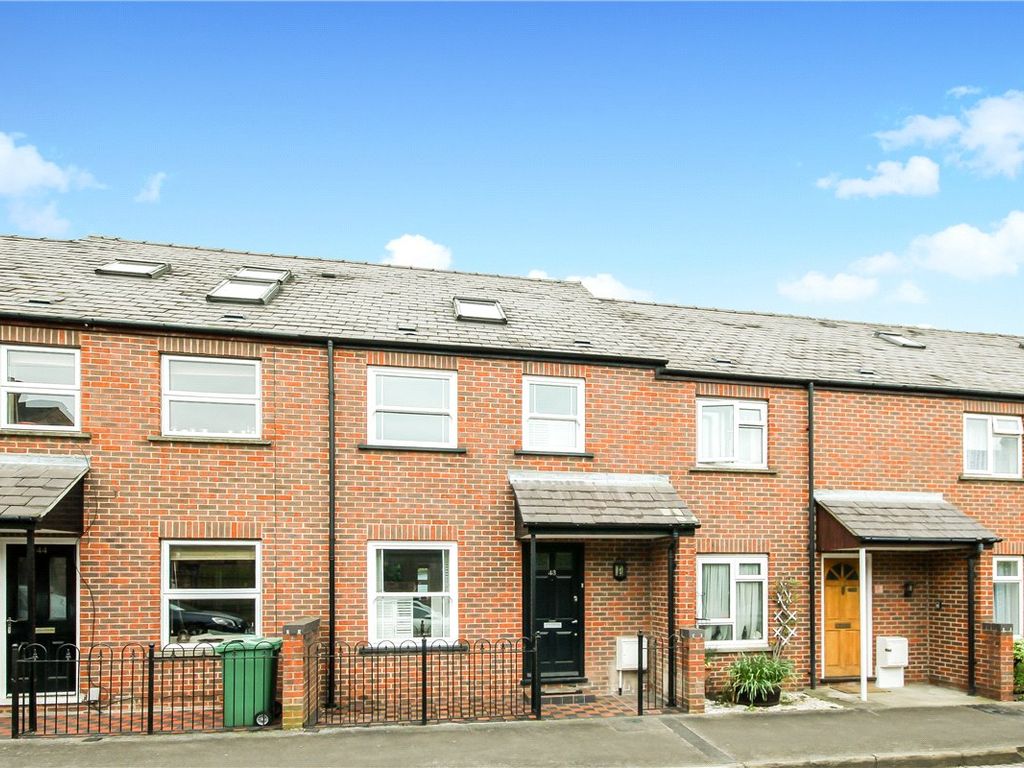 4 bed terraced house to rent in St Bernards Road, Oxford, Oxfordshire