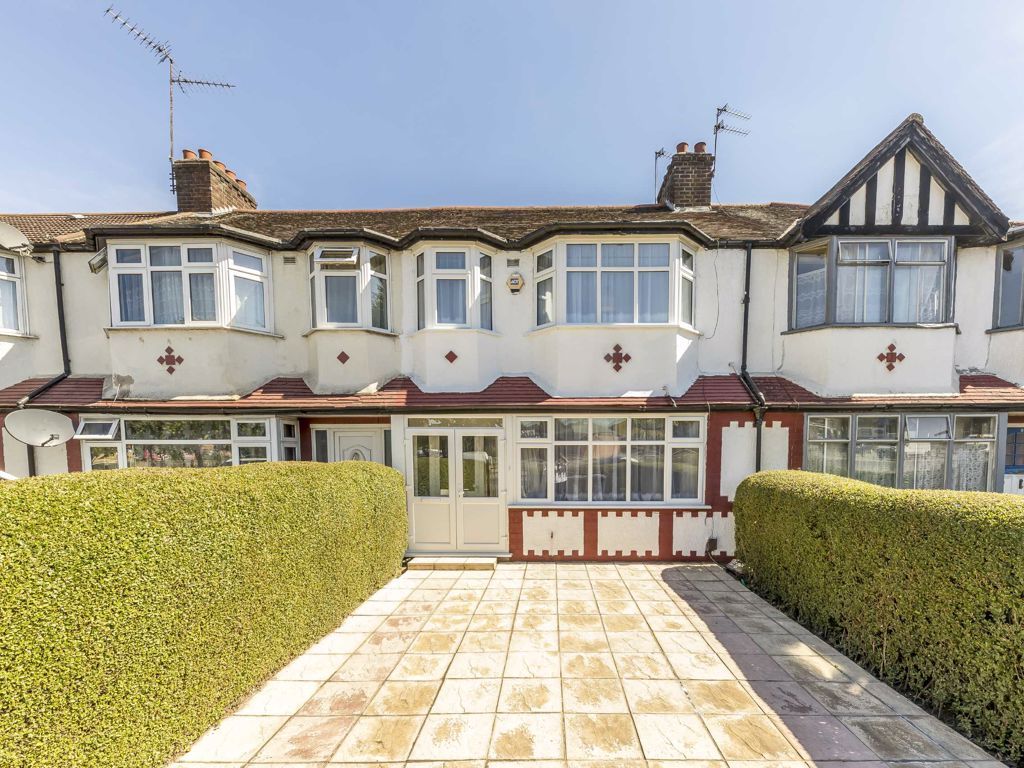 3 bed terraced house for sale in Priory Gardens, London W5 Zoopla