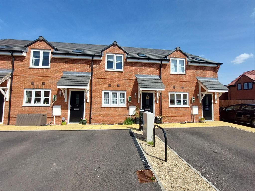 2 bed terraced house for sale in Yew Tree Close, Corse, Gloucester