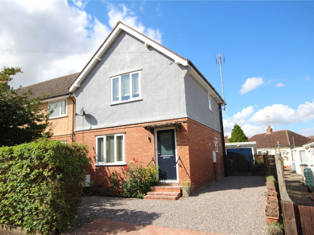 2 bed end terrace house for sale in Cotteswold Road, Tewkesbury