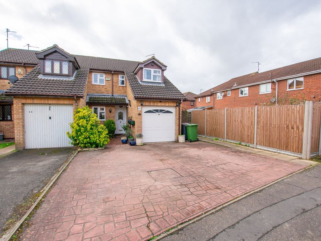 3 bed end terrace house for sale in Penrith Grove, Gunthorpe