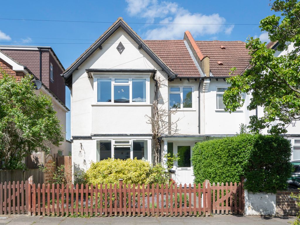 5 bed semidetached house for sale in Derby Road, Surbiton KT5, £