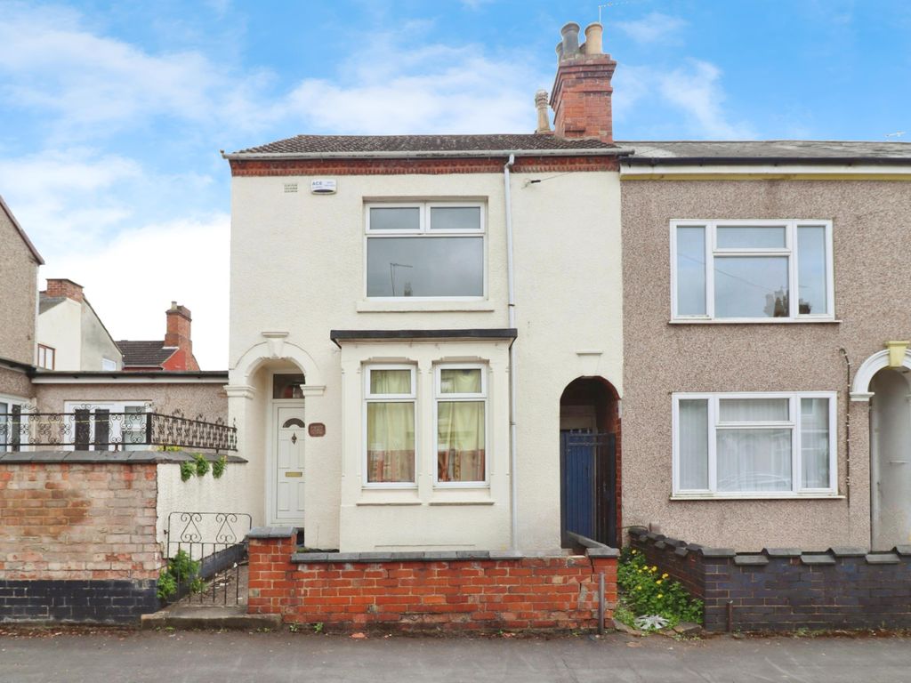 3 bed end terrace house for sale in Charlotte Street, Rugby CV21, £