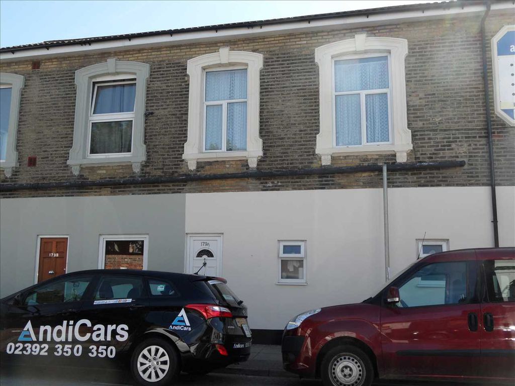 1 bed flat to rent in Albert Road, Southsea PO4 Zoopla
