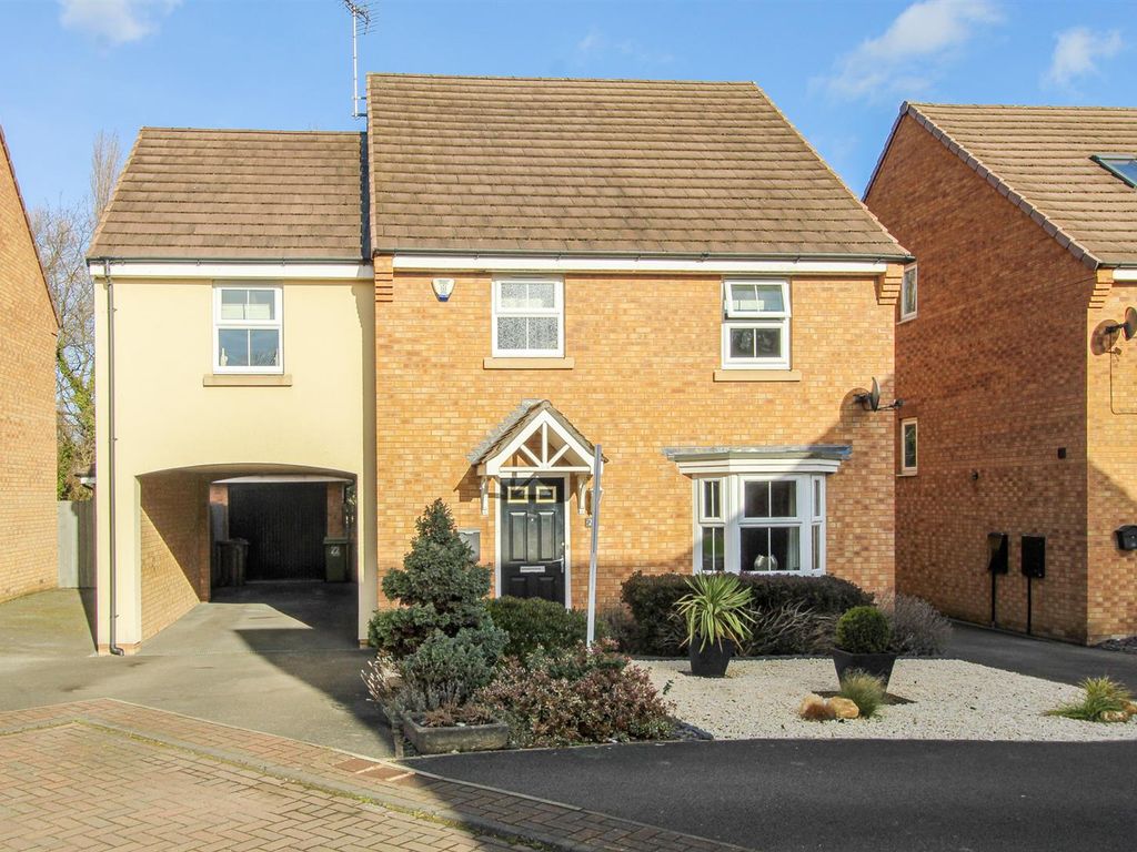 4 bed detached house for sale in Bedale Road, Castleford WF10 Zoopla
