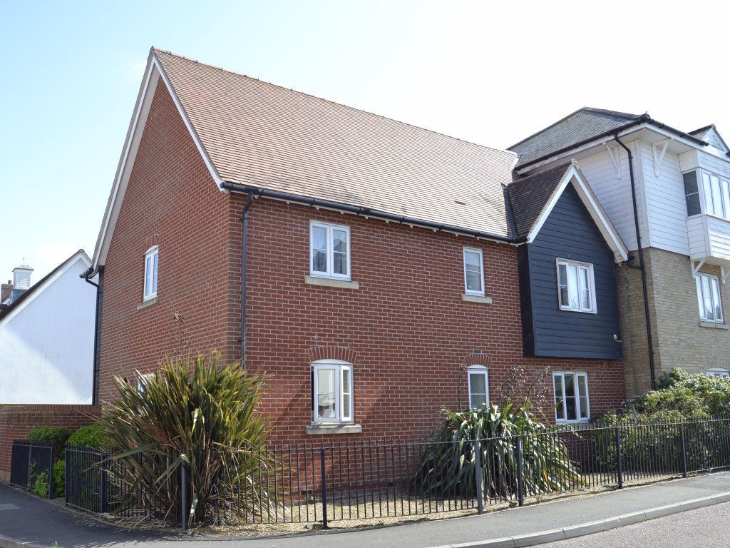 2 bed flat to rent in Oxton Close, Rowhedge, Colchester CO5 Zoopla