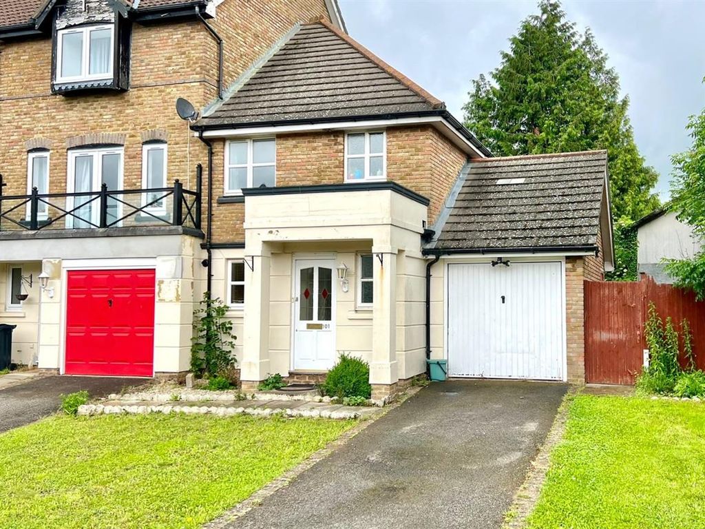 3 bed end terrace house for sale in Mill Court, Ashford, Kent TN24 Zoopla