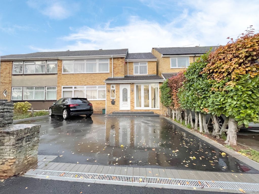 4 bed semidetached house for sale in West Town Park, Bristol, City Of